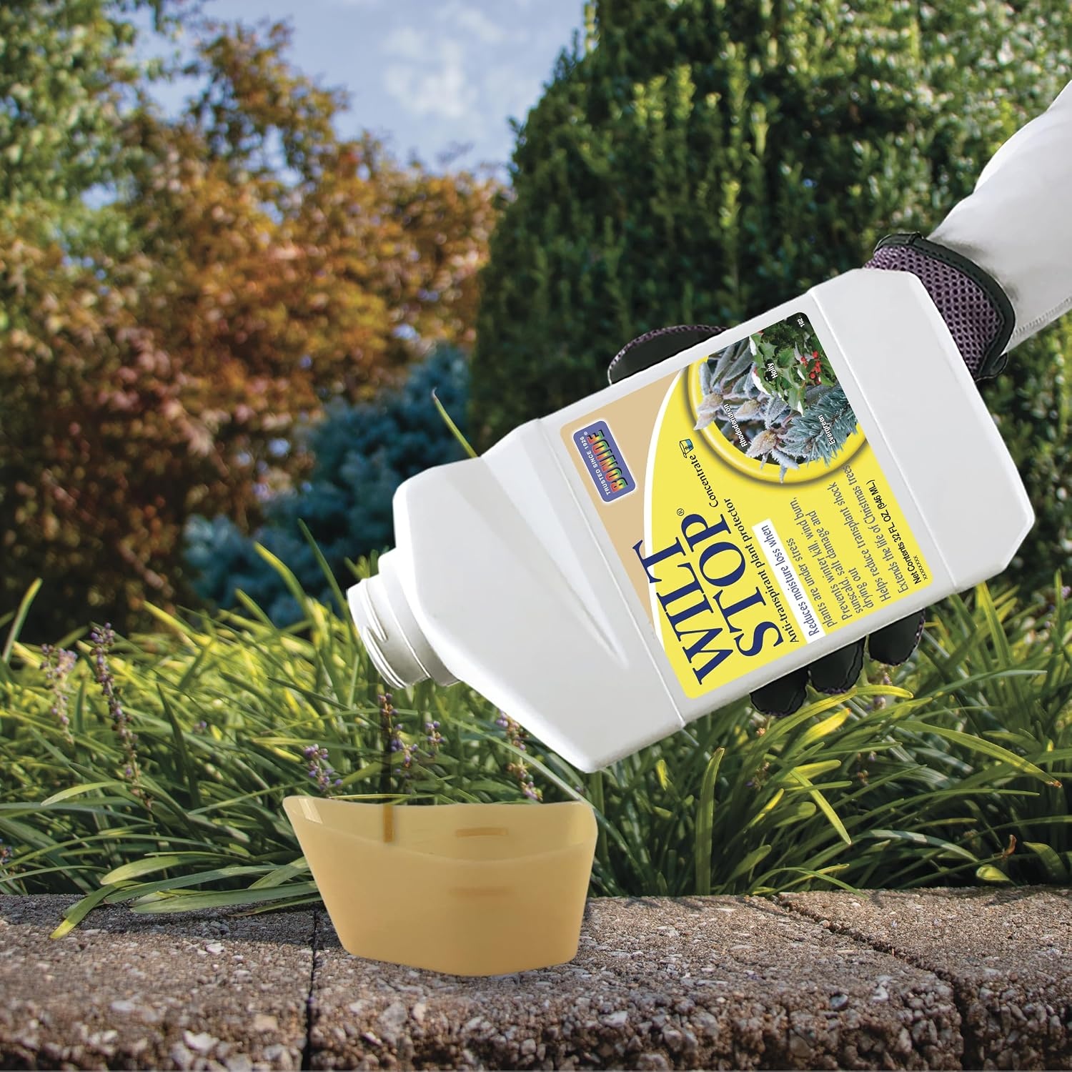 Bonide Wilt Stop, 32 oz Concentrated Anti-Transpirant Plant Protector, Long Lasting Effects, Extend the Life of Plants(Concentrate)